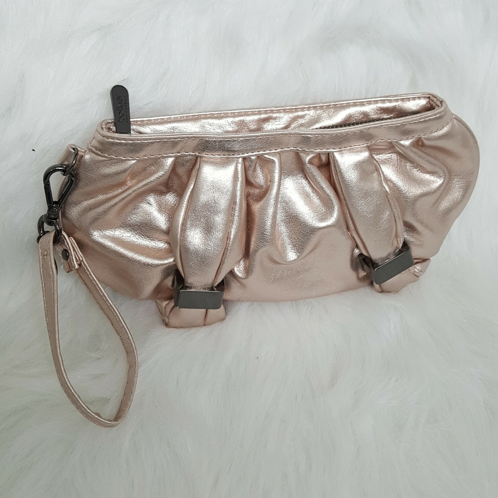 Botik for target wristlet